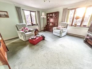 Lounge- click for photo gallery